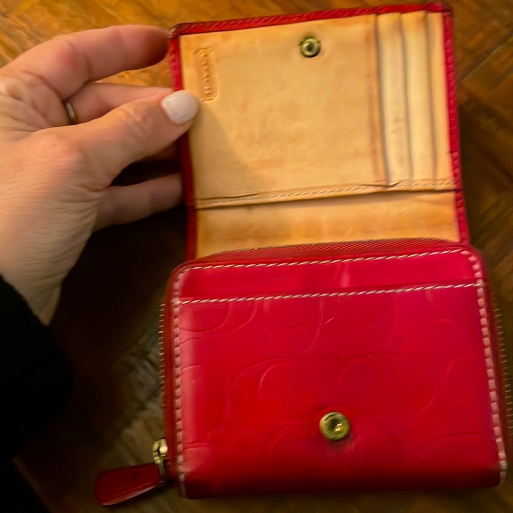 RARE - Coach Red C’s leather wallet - Rare